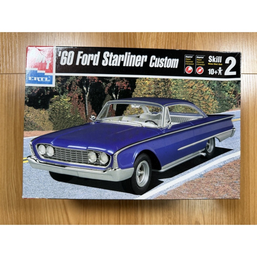 AMT ERTL 1960 Ford Starliner Custom 1:25 Scale Model Kit #30045 Started
